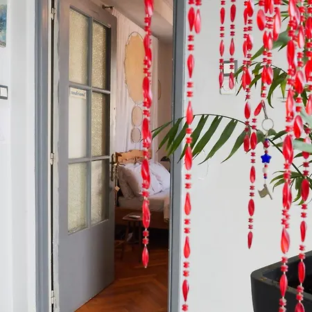 Y House Apartment *